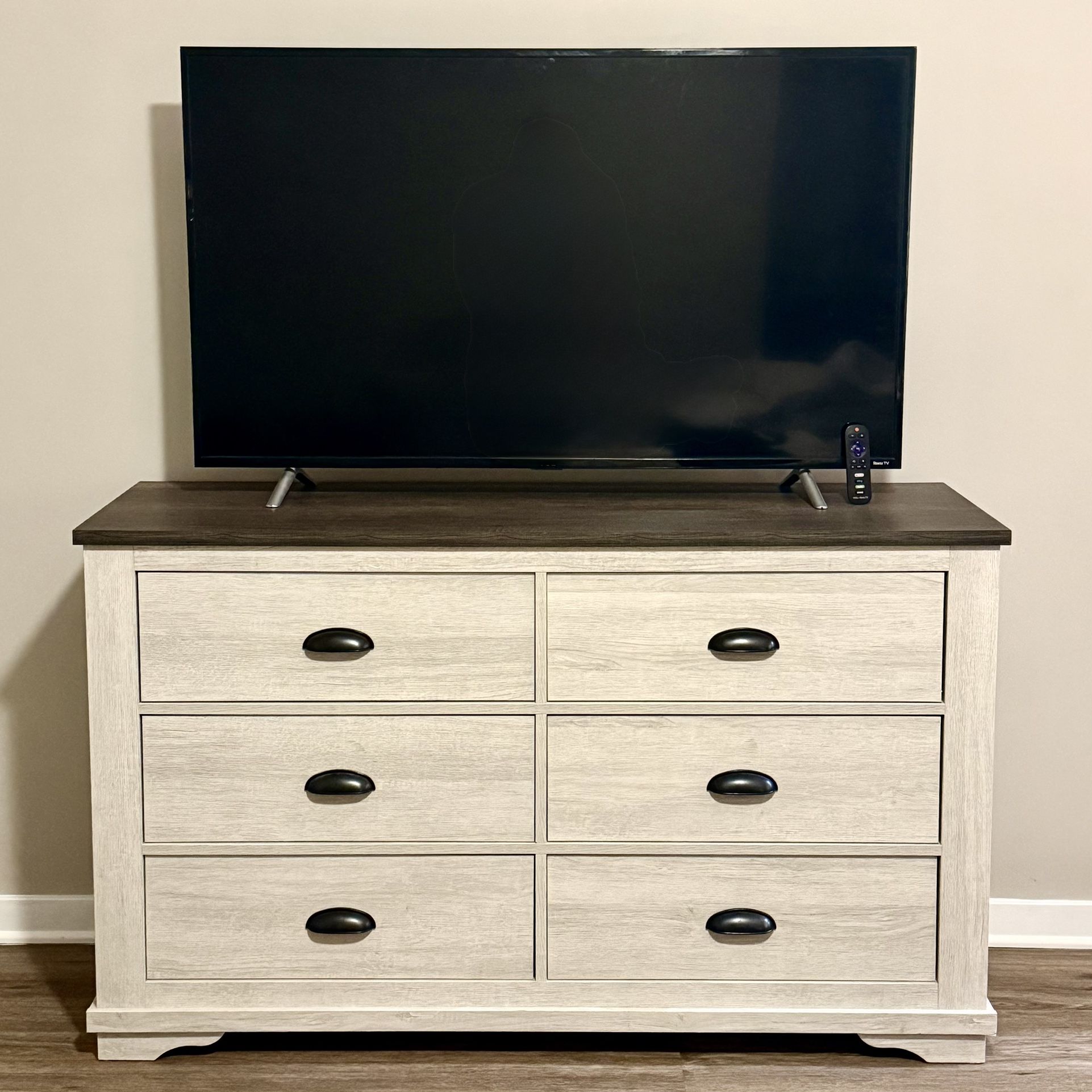 TCL Roku 55” Inch 4K Smart TV LED - Works Great, Come Get It!’