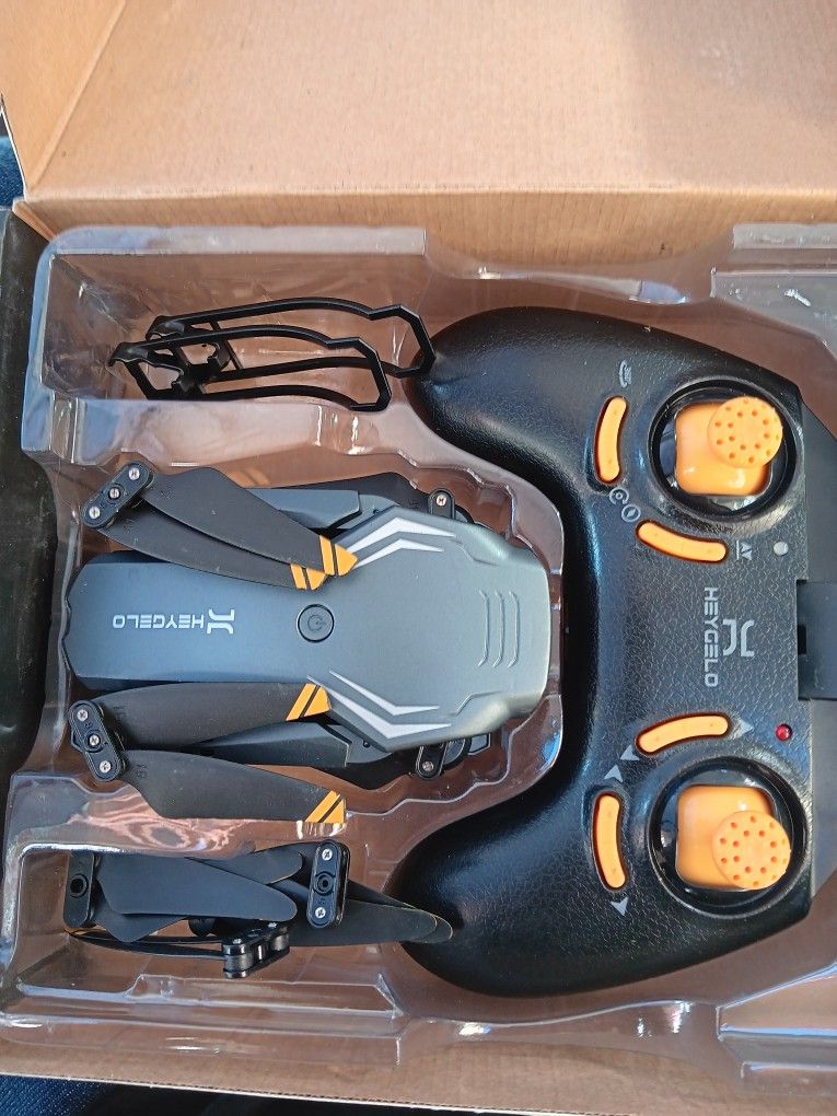 Heygelo. S90. Drone And Camera. $30.00