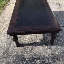 Raymour & Flanigan Coffee Table And End Table 