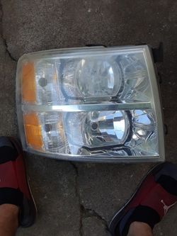 2007-2013 silverado passenger side headlight