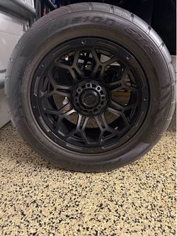 Golf cart wheels
