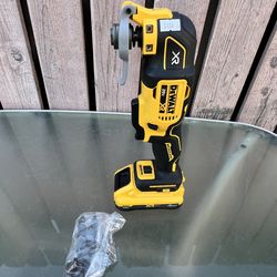 Dewalt 20V Max XR Multi -Tool with Powerstack 4.0Ah Battery / New