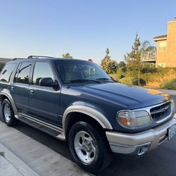 2001 Ford Explorer