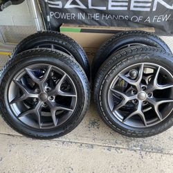 20 Jeep grand Cherokee Limited X Wheels With New Tires