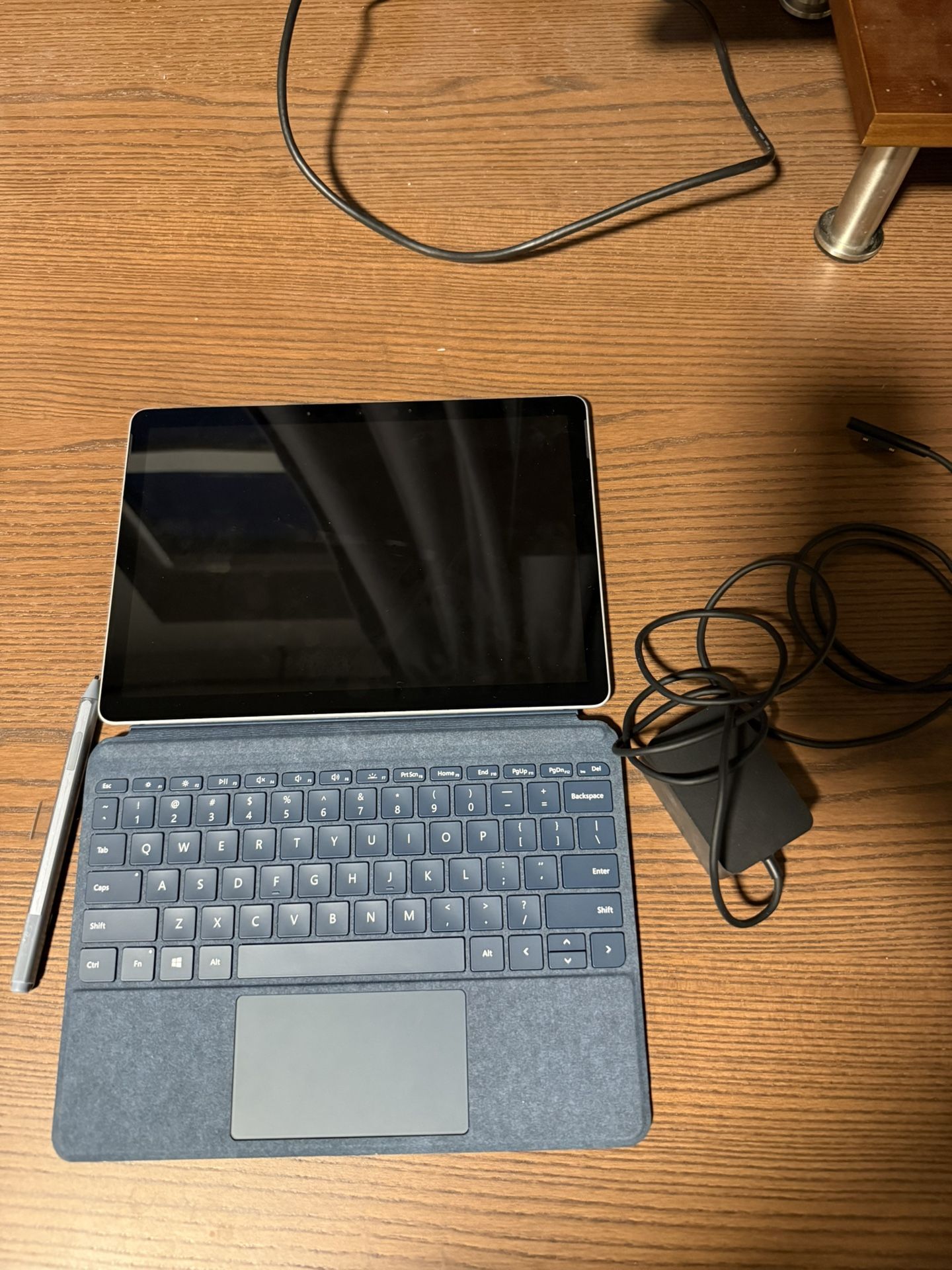 Windows Tablet with Keyboard & Stylus – Good Condition