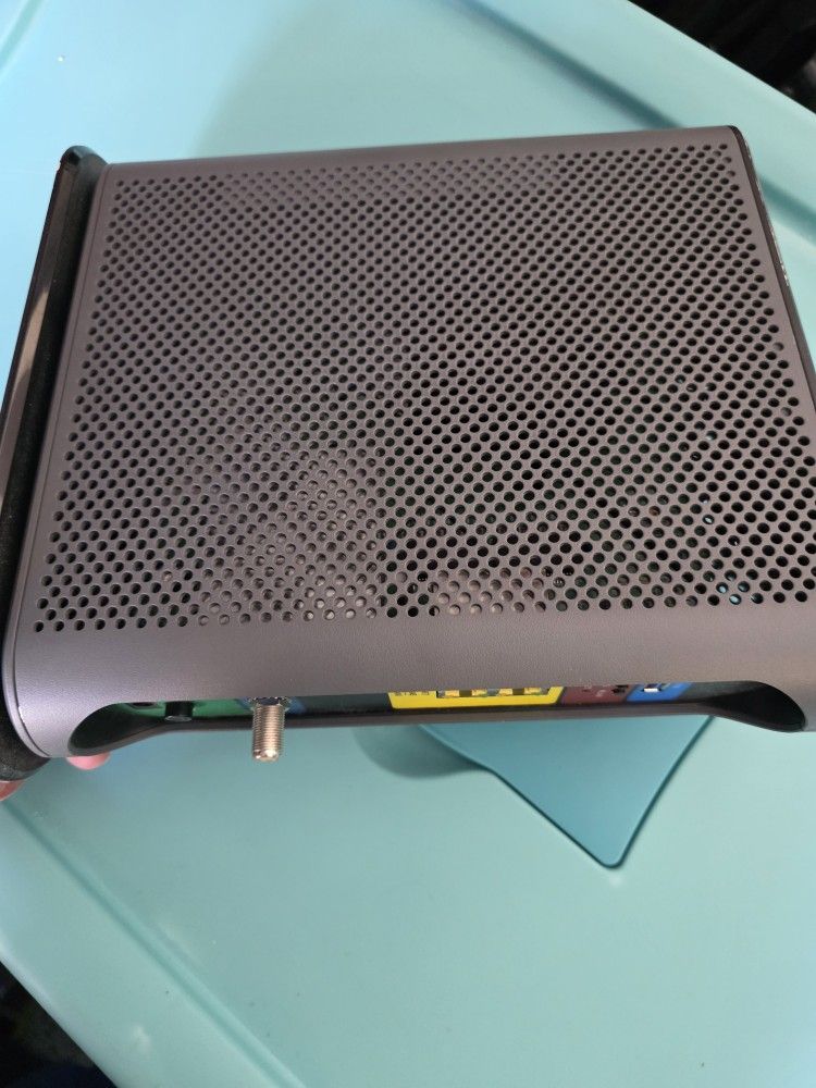 Motorola Modem-WiFi Router MG8702