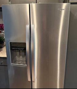 Whirlpool Fridge – ***Please Read Notes***