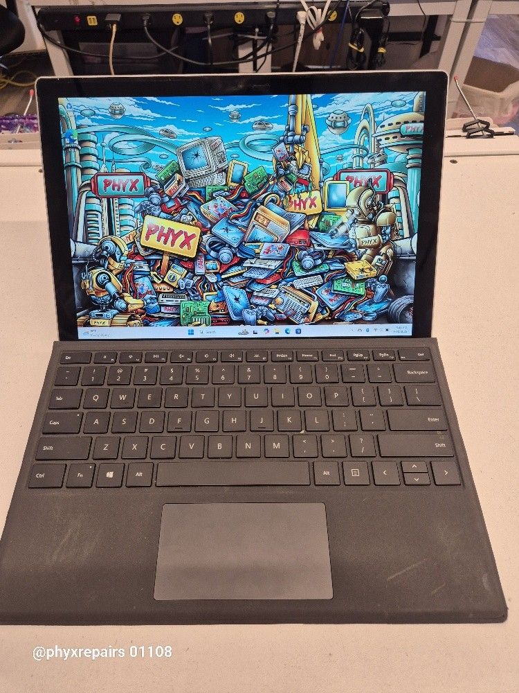 12.3" Microsoft Surface Pro 5th Gen 1807, 2.6 i5, 8GB RAM, 256GB SSD, WIN 11 PRO 00(contact info removed) $195