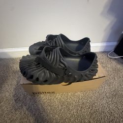 salehe bembury Crocs black