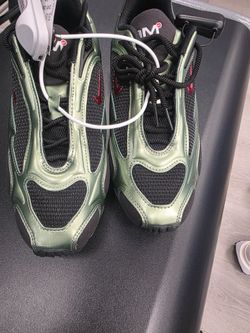 Nike Air Max Muse Size 8