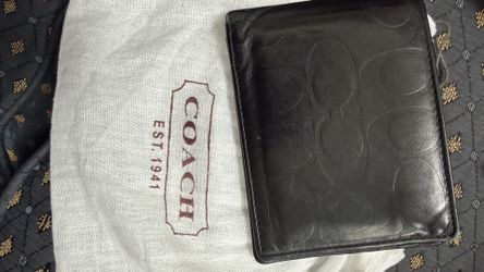 men’s coach wallet used with dust bag