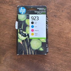 HP 923 Black and Color 4 pack 