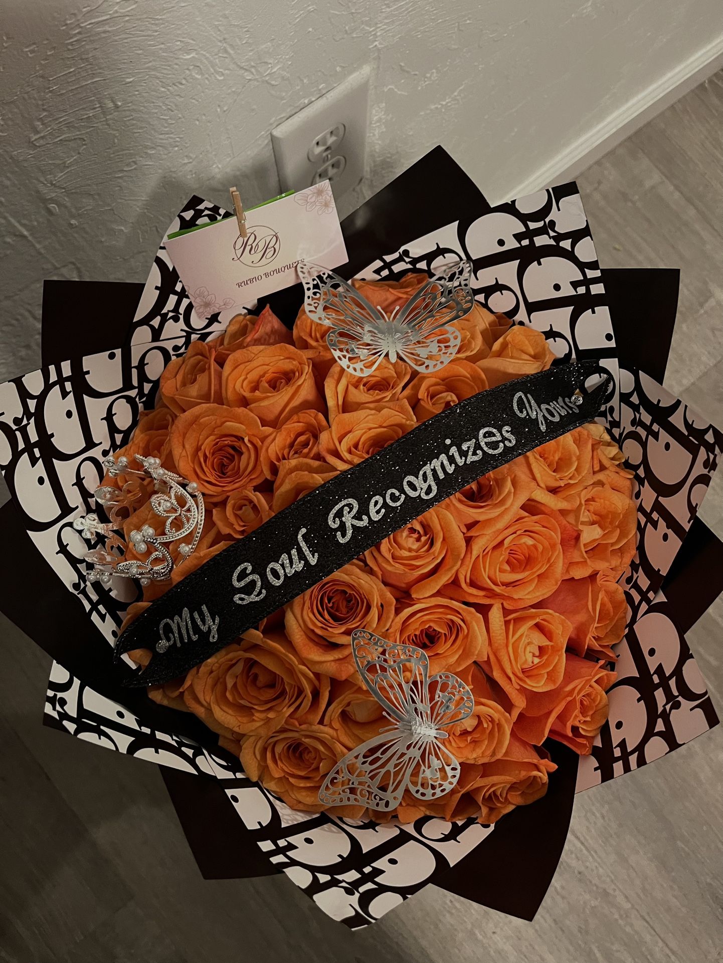 Custom Flower Bouquet W Natural Roses for Gift