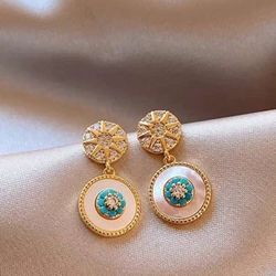 Women’s Unique Turquoise Round Disc Earrings 