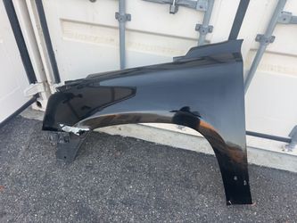 2016 Cadillac Escalade OEM driver side fender with light damage  EASY REPAIR 250
