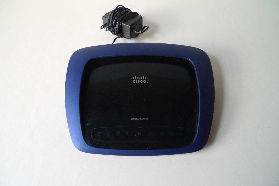 Linksys E3000 Router