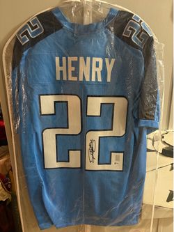 Derrick Henry autographed Jersey