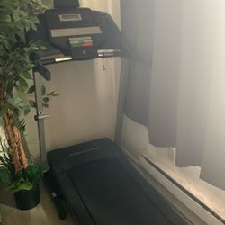 Pro form  Treadmill 
