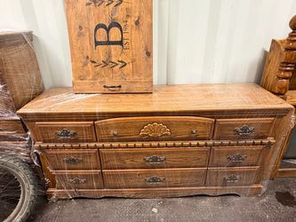 Bedroom set