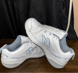 New Balance size 7