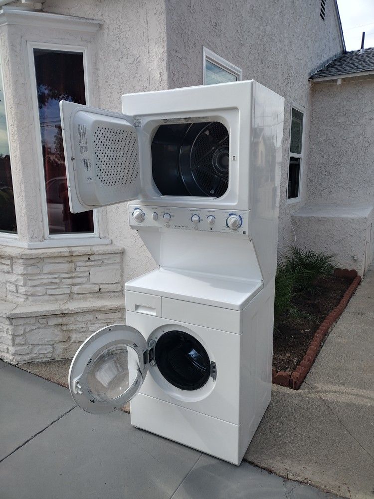 24 Wedth Stackable Washer Electric Dryer 110 Volts for Sale in Paramount,  CA - OfferUp