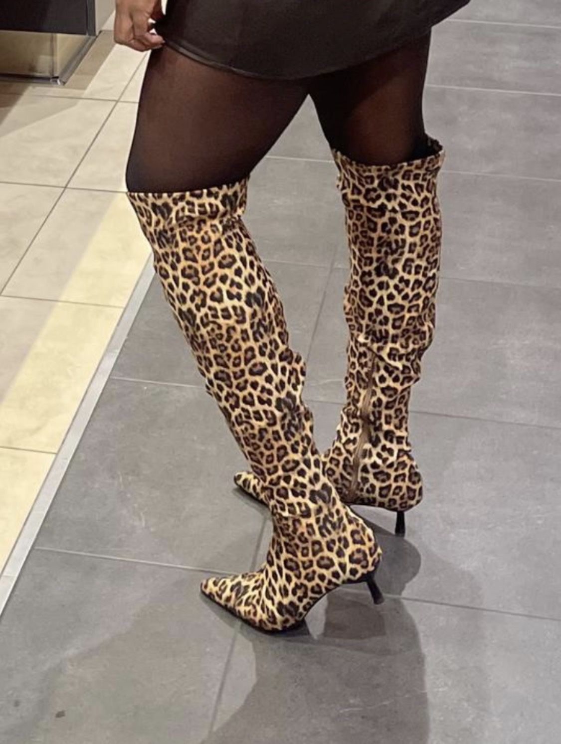 MADDEN GIRL LEOPARD PRINT OVER THE KNEE BOOTS SIZE 8.5