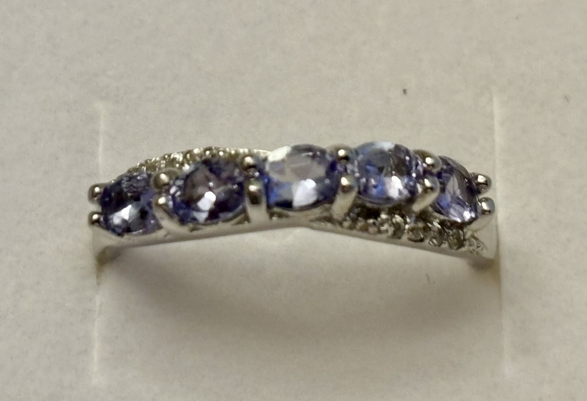 Brand New Exquisite Tanzanite and White Zircon Criss Cross Ring - Size 7