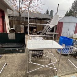 Camp Kitchen 