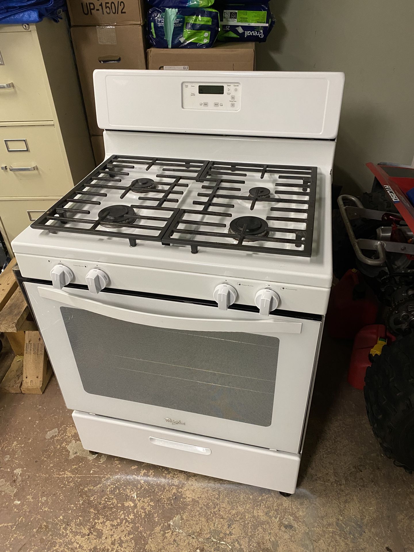 White Whirlpool GAS Range/Stove Works GREAT! No issues!! Comes cleaned and serviced!! Willing to trade with something worth more in value!! A