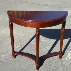 Cherry 1/2 Round - Entrance Table 