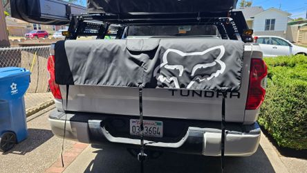 Fox Racing tailgate cover