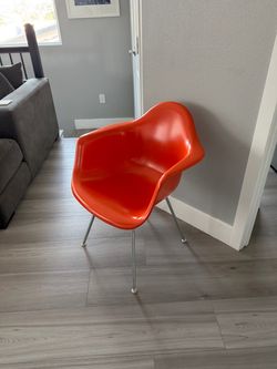 Modernica Fiberglass Chair
