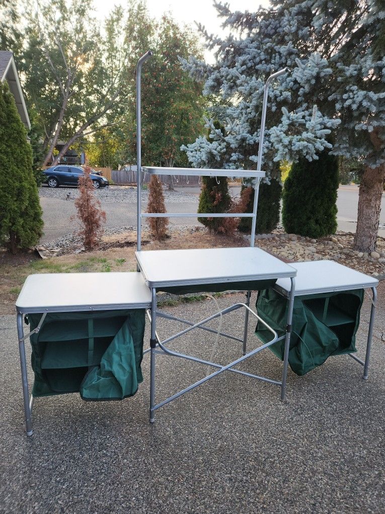 Cabela's Deluxe Camper's Kitchen