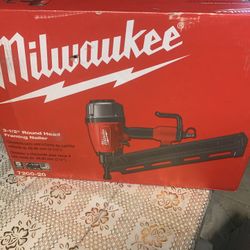 Milwaukee Framing Nailer