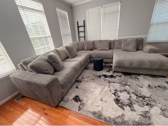 5-piece modular sectional  50% Off