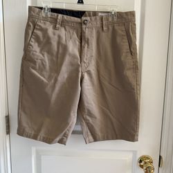 Men’s Volcom True To This Flat Front Khaki Casual Shorts - Size 32