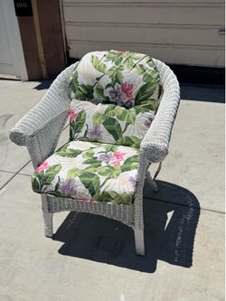 White Wicker Patio Armchair w Floral Cushions