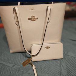 Coach Purse And WALLET New