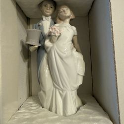Lladro Wedding Bells Figurine
