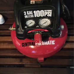 3 Gallon  100 Psi