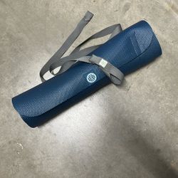 Yoga mat + Carry Strap 