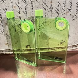 Flat / / Slim green Water Bottle 2 pieces 