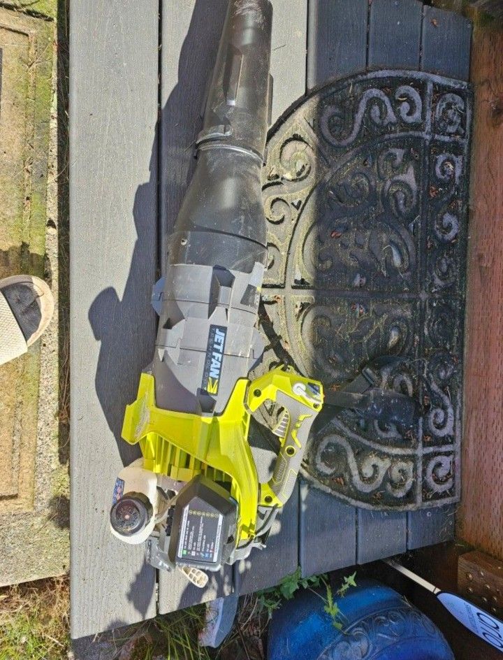 Ryobi Gas Leaf Blower