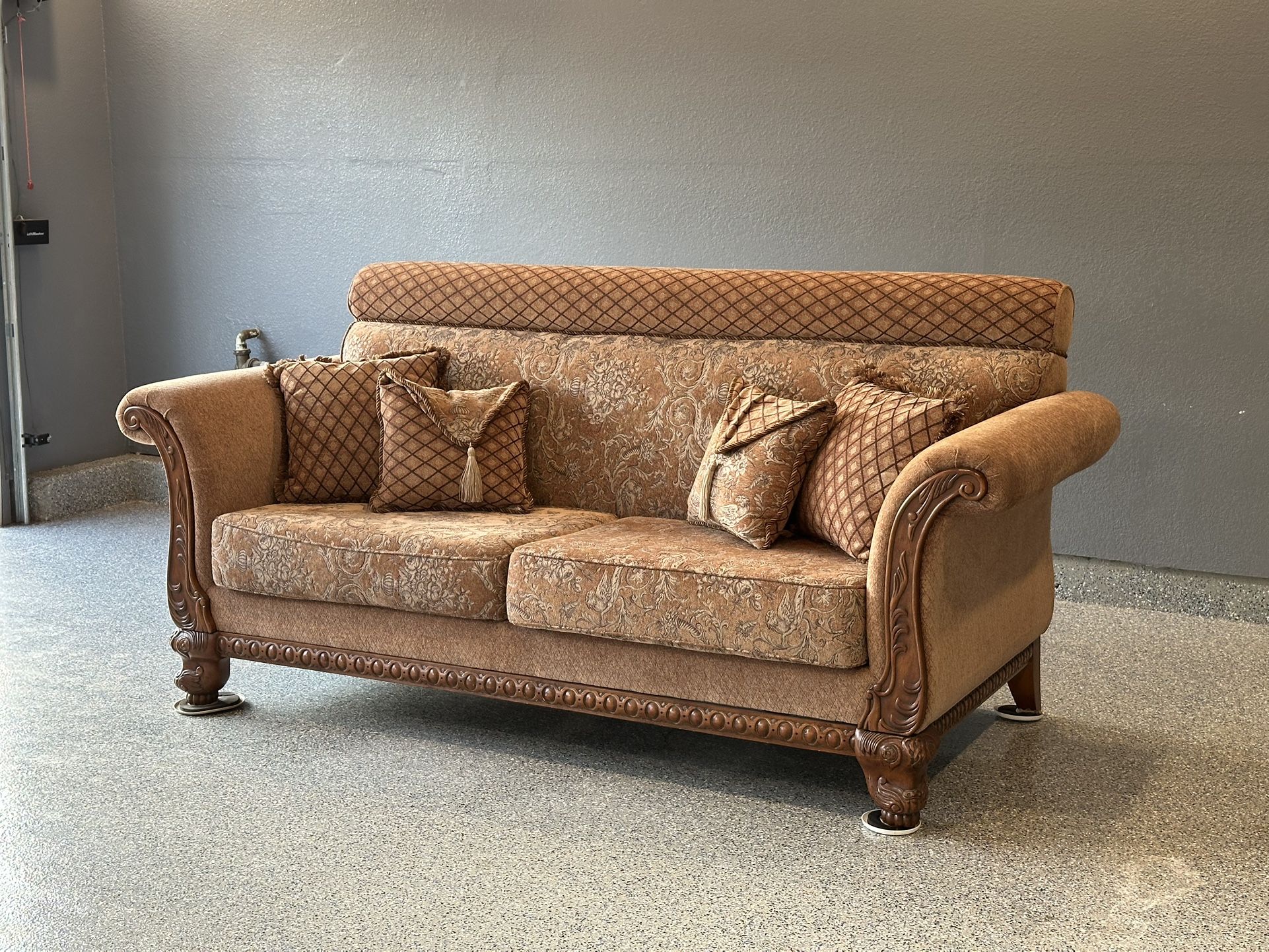 Cabriole/European Style Sofa (1/3 Set)