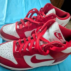 Nike Dunk High University Red 