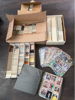 Baseball cards lot