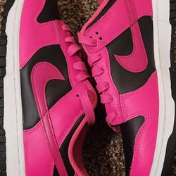 
Nike Dunk fierce pink and black shoes

