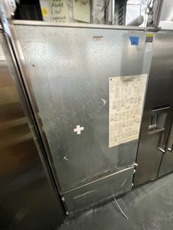 Subzero 36” built in refrigerator 2yr warranty