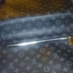 Louis Vuitton Messenger Bag