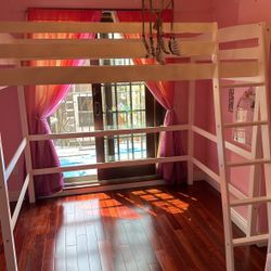 White bunkbed great condition